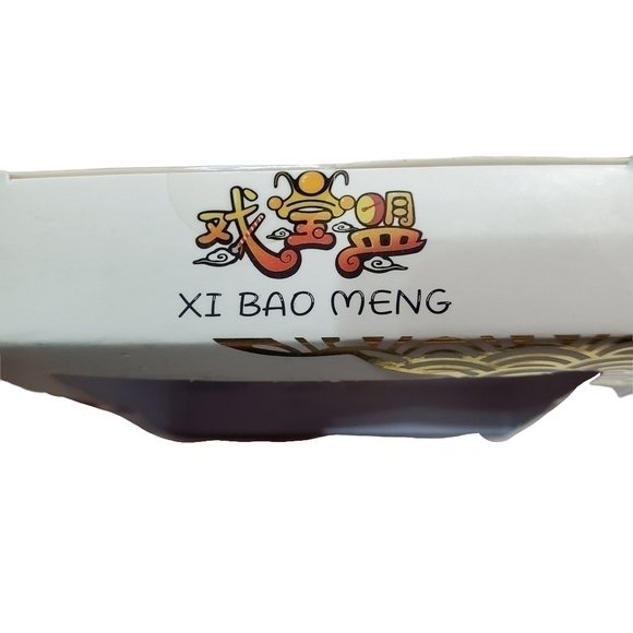 NIB Chinese Opera key Fob Keychain Keyring Goldtone and enamel - Picture 4 of 5